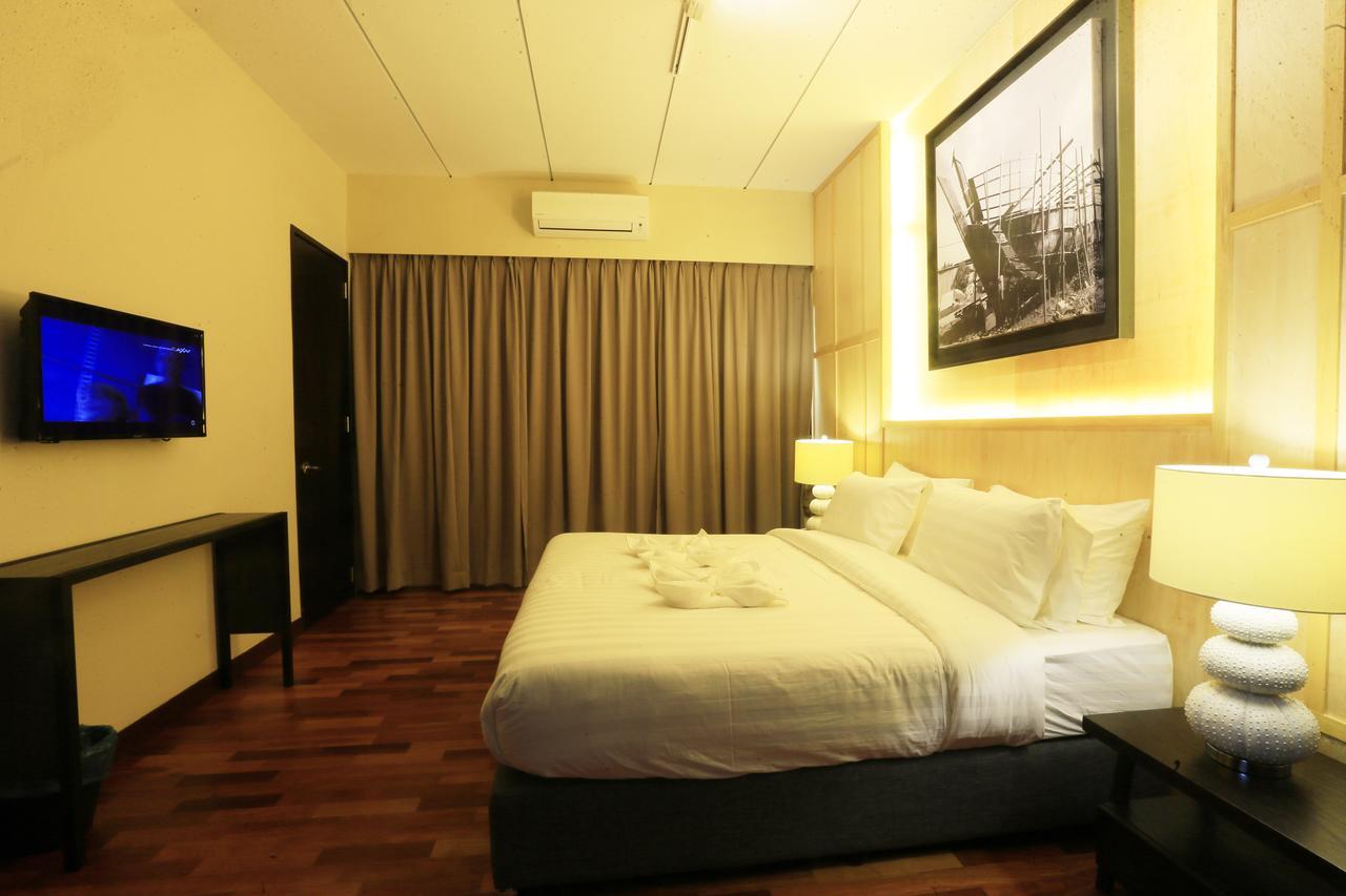 Vi Boutique 3*